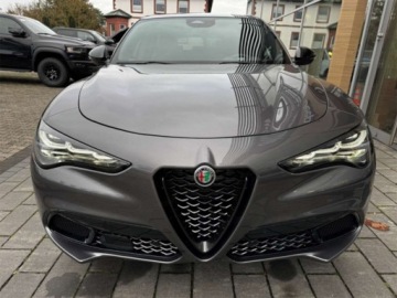 Alfa Romeo Stelvio SUV Facelifting 2023 2.0 GME Turbo 280KM 2026 ALFA ROMEO Stelvio Turbo Veloce Q4 Suv 2.0 (280KM) 2026, zdjęcie 3