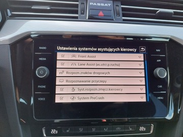 Volkswagen Passat B8 Variant 2.0 TDI BlueMotion SCR 150KM 2019 Volkswagen Passat Volkswagen Passat 2.0 TSI Busine, zdjęcie 30