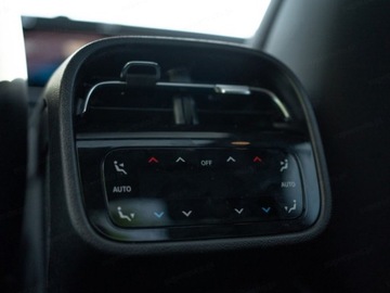 Mercedes Klasa E W214 Sedan 2.0 220d 197KM 2025 220 d 4-Matic AMG Sedan 2.0 (197KM) 2025, zdjęcie 12