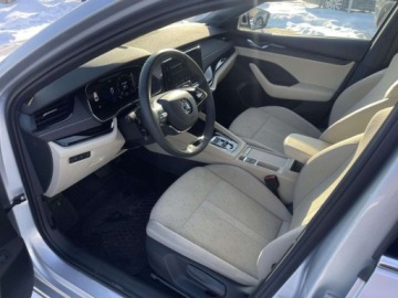 Skoda Octavia IV Liftback 2.0 TDI SCR 200KM 2023 Skoda Octavia 2.0TDI 200KM DSG 4x4 Wersja Style Salon Polska 2.0 Diesel, zdjęcie 9