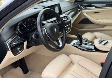 BMW Seria 5 G30-G31 Touring 520d 190KM 2018 BMW Seria 5 BMW Seria 5 2.0 Diesel 190KM, zdjęcie 4