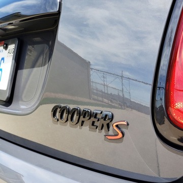 MINI COOPER S NÁPIS ZNAKY ZNAK VÍKO KUFRU ZADNÍ ČERNÁ LESK