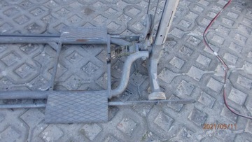 ПОДЪЕМНИК ДЛЯ НАКЛОНА В СТОРОНУ АВТОМОБИЛЯ