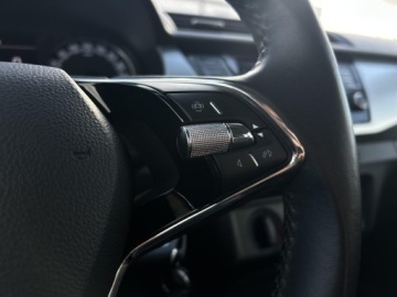 Skoda Fabia IV 1.0 TSI 95KM 2022 Skoda Fabia | Tempomat | Czujniki parkowania | APP, zdjęcie 21