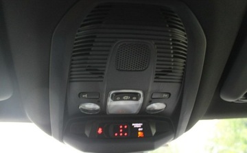 Peugeot 5008 II Crossover Facelifting 1.2 PureTech 130KM 2023 Peugeot 5008 1.2 Benzyna 131KM, zdjęcie 21