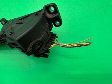 ПОТЕНЦИОМЕТР ПЕДАЛЬ АКСЕЛЕРАТОРА 4M51-9F836-AH VOLVO C30 06- FOCUS MK2 6 PIN