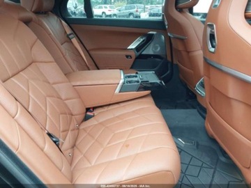 BMW Seria 7 G70 2024 BMW Seria 7 760i xDrive 2024 4.4l 4.4 Benzyna 536KM, zdjęcie 12