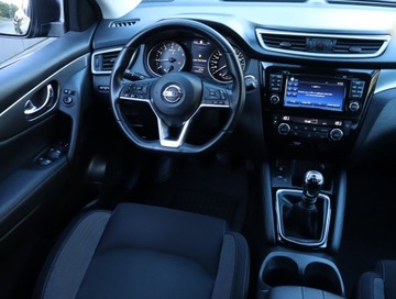 Nissan Qashqai II Crossover Facelifting 1.3 DIG-T  160KM 2018 Nissan Qashqai 1.3 DIG-T, Salon Polska, zdjęcie 6