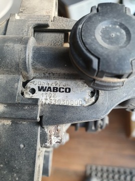 ТОРМОЗНОЙ РЕДУКТОР КЛАПАН ATEGO ACTROS 4733030000