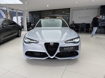Alfa Romeo Giulia II Sedan Facelifting 2023 2.0 GME Turbo 280KM 2024 Alfa Romeo Giulia Q4 Veloce / Harman/kardon / Szyb, zdjęcie 5