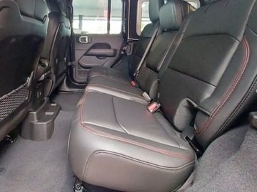 Jeep Wrangler IV 80th Anniversary 2d  Seria 6 2.0 GME Turbo 272KM 2025 JEEP Wrangler Rubicon GME 2.0 Turbo AT 4WD Suv 272KM 2025, zdjęcie 8