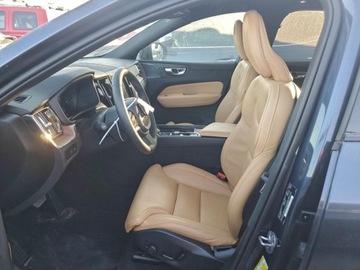 Volvo XC60 II 2024 Volvo XC 60 Ultimate 2024 2.0 Hybryda 247KM, zdjęcie 7