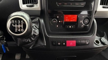 Peugeot Boxer III 2020 Peugeot Boxer 2.2D 140PS Bezwypadkowy 9-Osobowy, zdjęcie 26