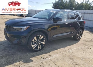 Volvo XC40 2024 Volvo XC 40 Plus 2024 2.0l 2.0 Benzyna 194KM