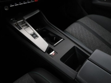 Peugeot 408 Crossover 1.2 PureTech 130KM 2023 Peugeot 408 automat LED półskóra virtual cocpit, zdjęcie 31