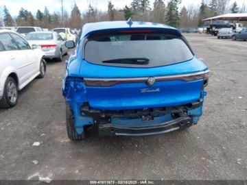 Alfa Romeo 2024 Alfa Romeo Tonale Ti, 2024r., 4x4, 1.3L 1.3 Benzyna 180KM, zdjęcie 5