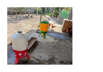 Автоматическая поилка для птицы, кур, уток, гусей, индеек, 30 л.