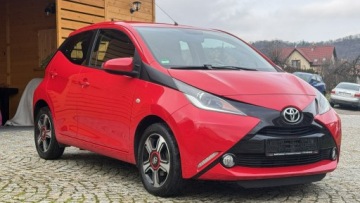 Toyota Aygo II Hatchback 5d 1.0 VVT-i 69KM 2014 Toyota Aygo 1.0 Benz. 70KM - 5Drzwi, MODEL 2015!