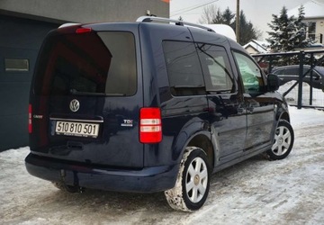 Volkswagen Caddy III Kombi Facelifting 1.6 TDI 102KM 2013 Volkswagen Caddy Volkswagen Caddy Highline Mixt 1.6 Diesel 102KM, zdjęcie 2