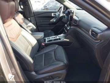 Ford Explorer VI 2022 Ford Explorer Platinum 2022 3.3l 3.3 Hybryda 318KM, zdjęcie 9