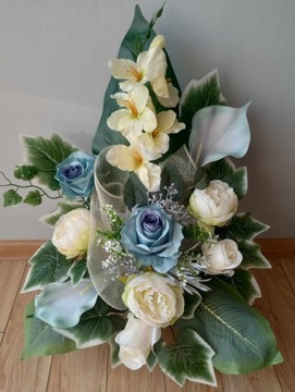 Украшение кладбища МОГИЛА композиция ЦВЕТЫ плетеный круг