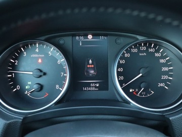 Nissan Qashqai II Crossover 1.6 DIG-T 163KM 2017 Nissan Qashqai 1.6 DIG-T, Salon Polska, zdjęcie 10