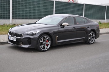 Kia Stinger Liftback 3.3 T-GDi 370KM 2018 KIA STINGER 3.3 T-GDI V6 GT AWD KRAJOWE BEZWYPADKOWE I WŁAŚCICIEL, zdjęcie 28