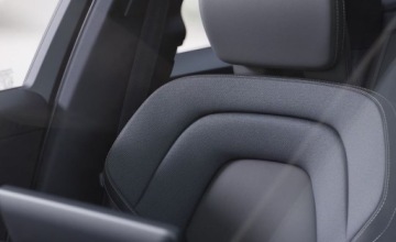 Volvo XC60 II Crossover Plug-in Facelifting 2025 2.0 T6 Plug-in hybrid 350KM 2026 Volvo XC 60 Volvo XC60 T6 Plug In Ultra Black Edition dostepny od reki, zdjęcie 3