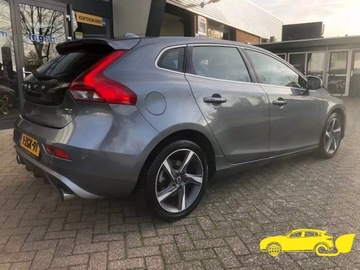 Volvo V40 II Hatchback 2.0 D4 DRIVE-E 190KM 2014 R-Design*bezwypadk.*DUŻY WYBÓR*od ręki z Holandii, zdjęcie 37