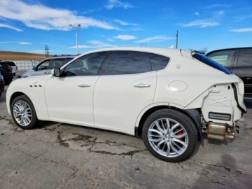 Maserati Levante 2022 Maserati Levante 2022 MASERATI LEVANTE BASE 3.0 Benzyna 255KM, zdjęcie 2