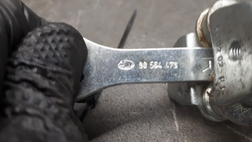 90564478 OMEZOVAČ DVEŘE LEVÝ ZADNÍ OMEGA C SEDAN
