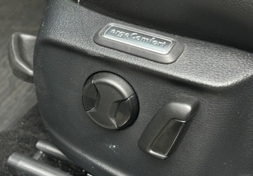 Volkswagen Passat B8 Variant Facelifting 2.0 TDI SCR 150KM 2022 Volkswagen Passat Elegance Pakiety, ACC, Kamera, Podgrzewane 4 fotele, er, zdjęcie 34