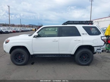 Toyota 2024 Toyota 4-Runner 2024r., TRD PRO, od ubezpieczalni 4.0 Benzyna 270KM, zdjęcie 3