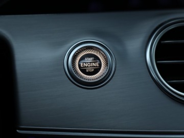 Mercedes Klasa E W213 Kombi Facelifting 2.0 E220d 194KM 2021 Mercedes E E 220 d, Salon Polska, 1. Właściciel, zdjęcie 17