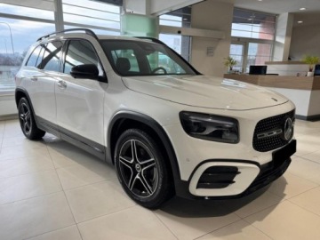 Mercedes GLB SUV 1.3 200 163KM 2025 MERCEDES-BENZ GLB 200 AMG Line Suv 1.3 (163KM) 2025, zdjęcie 1