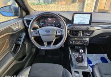 Ford Focus IV Hatchback 1.5 EcoBoost 150KM 2019 Ford Focus ST-Line - Full Led - Skora - Navi - Full Opcja 1.5 Benzyna, zdjęcie 11