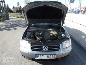 Volkswagen Passat B5 Sedan 1.9 TDI 130KM 2001 Volkswagen Passat Volkswagen Passat B5 Highline Klimatronik Zmieniarka Zar, zdjęcie 14