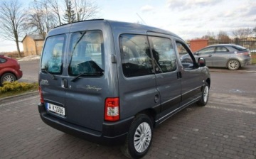 Citroen Berlingo II Combi 1.6 HDI 75KM 2010 Citroen Berlingo 1.6D Klima 2 KPL KOL Bez Korozji Sprowadzony Oplacony, zdjęcie 11