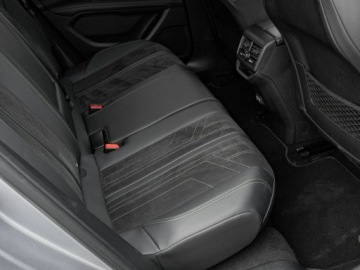 Peugeot 3008 II Crossover Facelifting  1.5 BlueHDi 130KM 2023 Peugeot 3008 BIA6694A#1.5 BlueHDi GT EAT8, zdjęcie 32