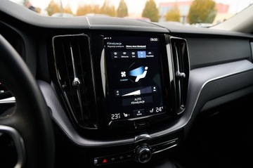 Volvo XC60 II Crossover D3 150KM 2018 127Tkm__ PIĘKNIE UTRZYMANY, zdjęcie 38