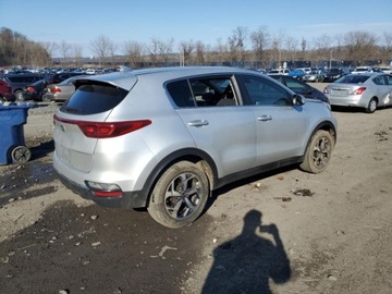 Kia 2022 Kia Sportage KIA SPORTAGE LX, 2022r., 4x4, 2.4L, zdjęcie 2