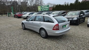 Mercedes Klasa C 2006 Mercedes C 220 ksenon, navi, 2xPDC, zdjęcie 1
