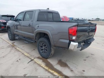Toyota Tacoma II 2022 Toyota Tacoma SR5 2022 2.7l 2.7 Benzyna 159KM, zdjęcie 3