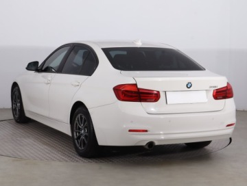 BMW Seria 3 F30-F31-F34 Limuzyna Facelifting 1.5 318i 136KM 2016 BMW 3 318 i, Salon Polska, Serwis ASO, Klima, zdjęcie 3