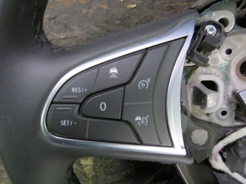 РЕНО РУЛЕВОЕ КОЛЕСО