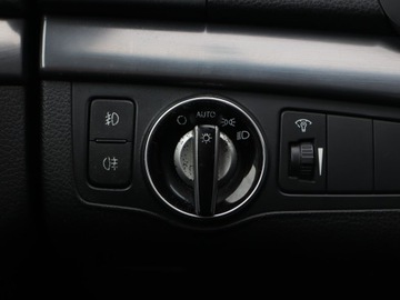 Hyundai i40 Kombi 2.0 GDI 177KM 2011 Hyundai i40 2.0 GDI, Automat, Skóra, Navi, Xenon, zdjęcie 18