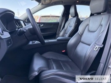 Volvo XC60 II 2025 Volvo XC 60 XC60 B5 B AWD Ultra Dark aut, Pakiet C, zdjęcie 9