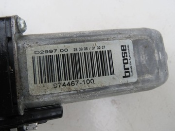 MOTOREK REGULACE SEDADLA LEVÝ PŘEDNÍ PORSCHE CAYENNE 4.5 V8 974467100