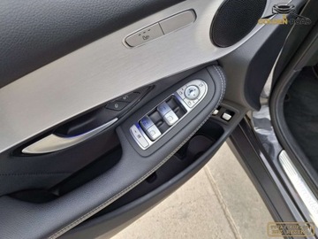 Mercedes GLC C253 SUV Facelifting 2.0 200d 163KM 2020 Mercedes-Benz GLC GLC 200d amg pakiet skora navi multibeam digital el. kl, zdjęcie 25