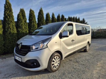 Renault Trafic III Furgon 1.6 Energy dCi 125KM 2017 Renault Trafic Brygadowka 9-osob przedluzany Klima 139tys km. Super Stan, zdjęcie 1